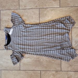 3/$15 apt. 9 cold shoulder dress fully lined flowy and stretchy striped